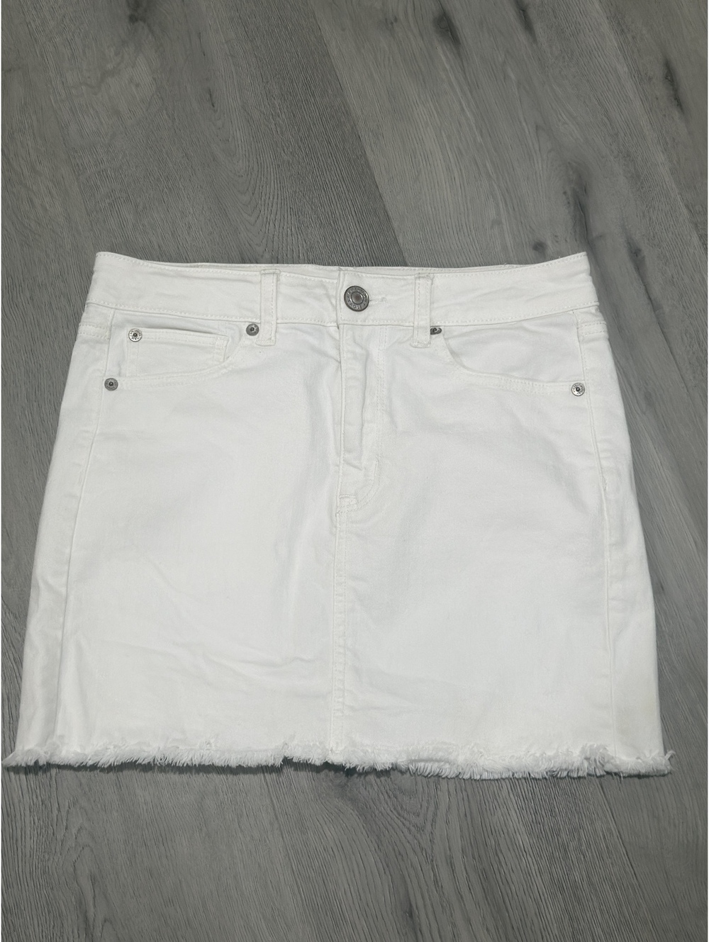 American Eagle White Denim High Rise Raw Hem Mini Skirt - Size 8